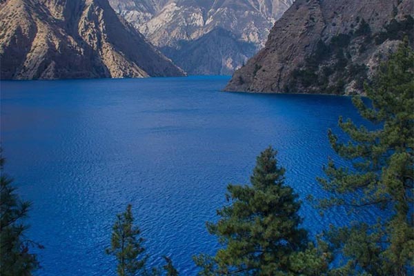 tilicho-taal